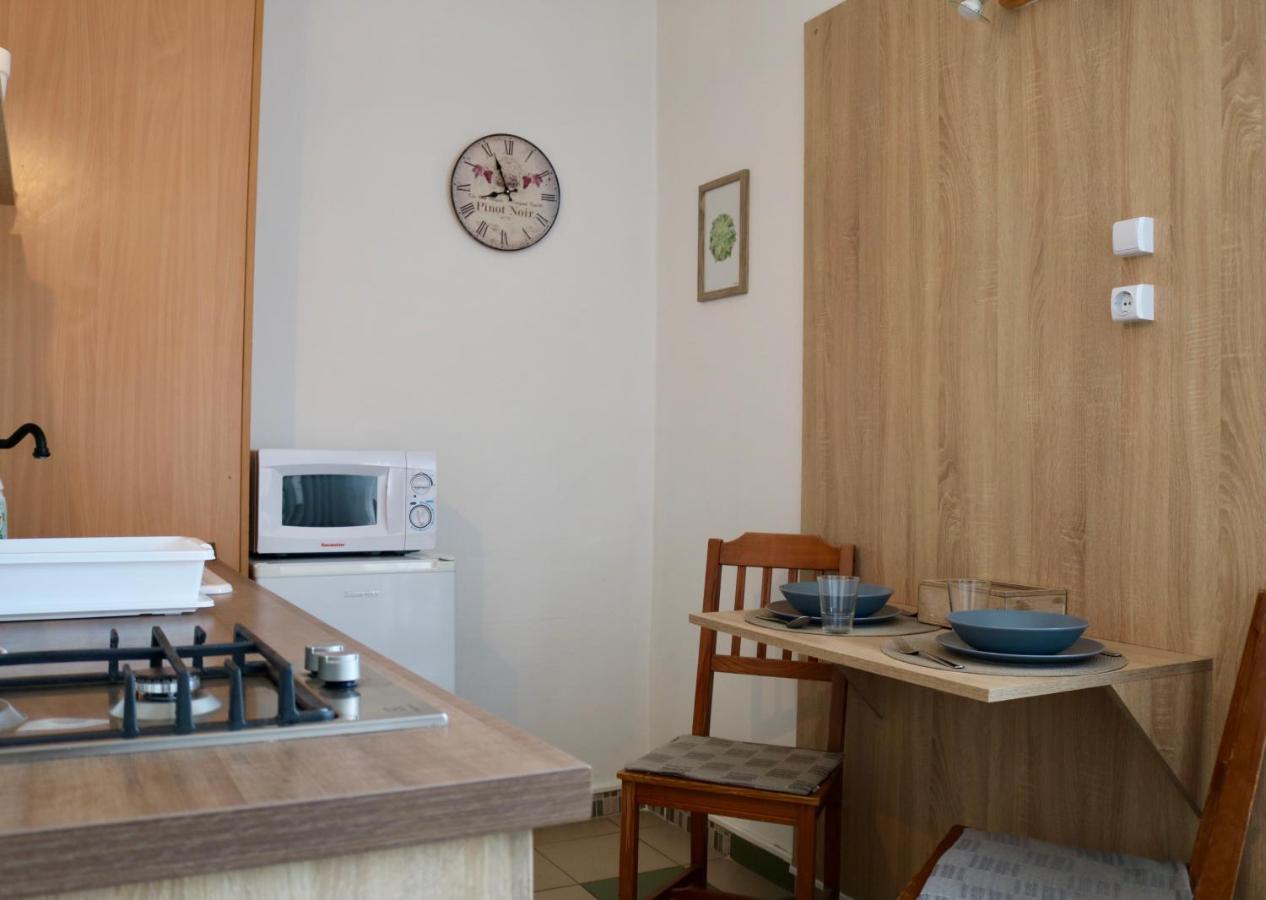 Szabadsag Apartman Печ Екстериор снимка